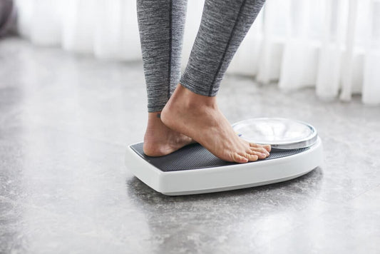 WHAT IS 'WATER WEIGHT' & WHY DOES IT HAPPEN?